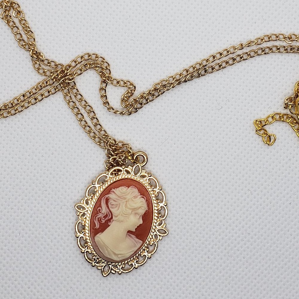 Woman Cameo